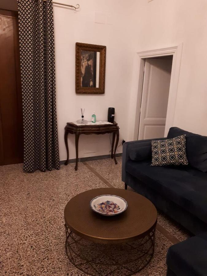 Ferienwohnung La Casa Sotto Il Castello Bracciano  Exterior foto